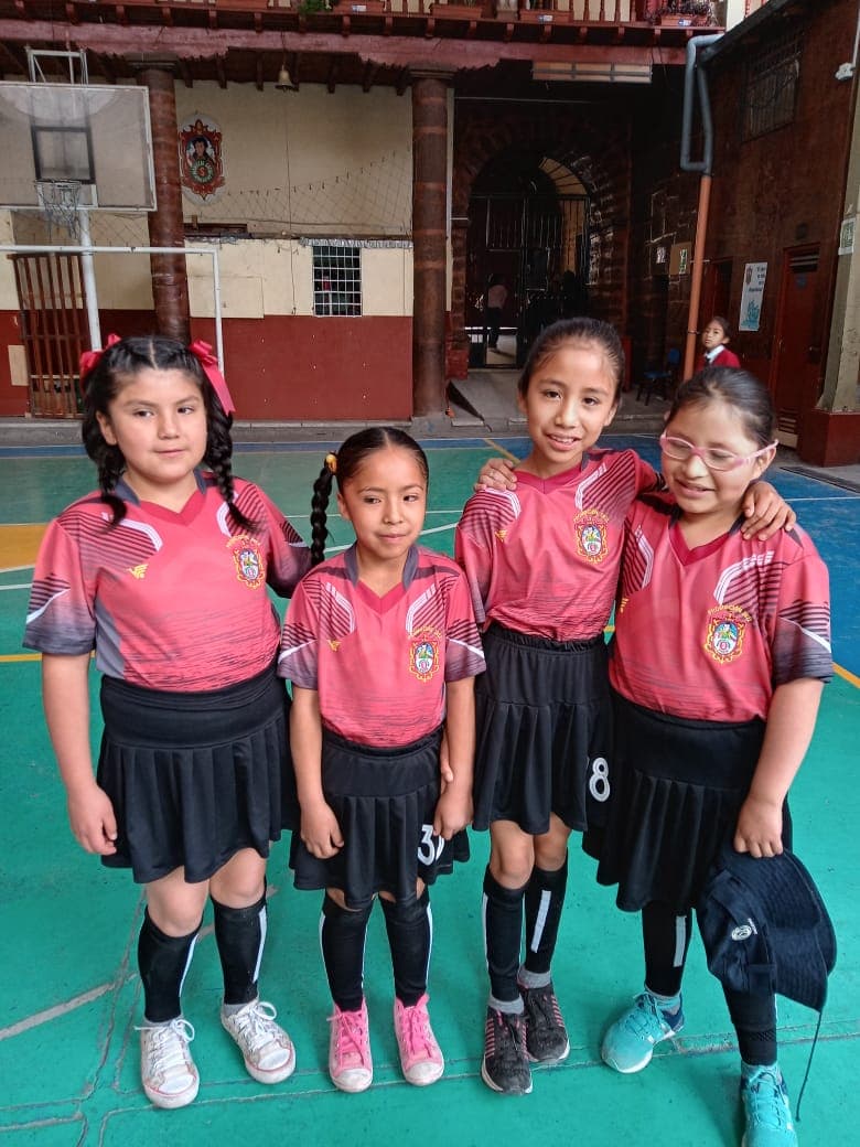 Extracción interno Ídolo Camisetas de Futbol para Niños 🥇 Uniformes deportivos en Gamarra